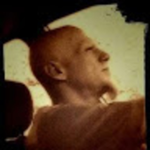 Meet your Posher, Rob - Picture 1 of 1